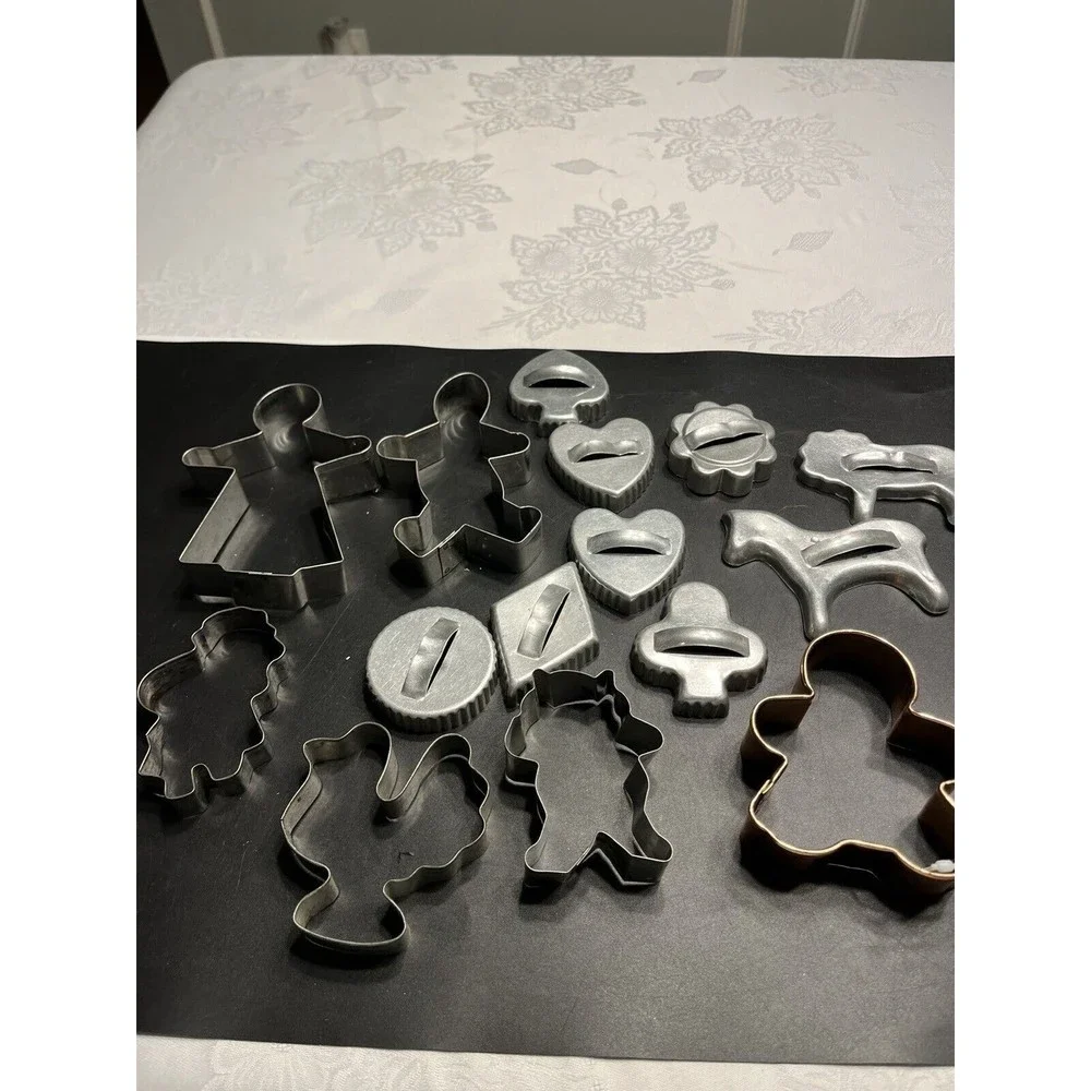 Lot of 15 Vintage Metal Cookie Cutter
